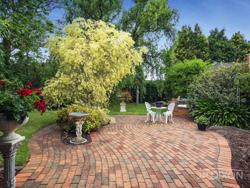 11 Dingley Court, DINGLEY VILLAGE, VIC 3172 Australia