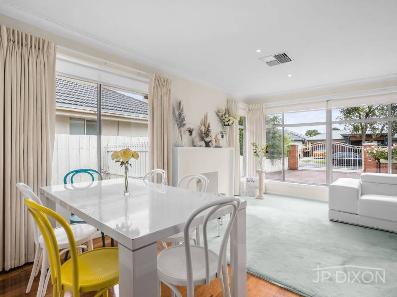 11 Dingley Court, DINGLEY VILLAGE, VIC 3172 Australia
