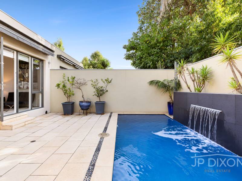 42B Beach Road, HAMPTON, VIC 3188 Australia