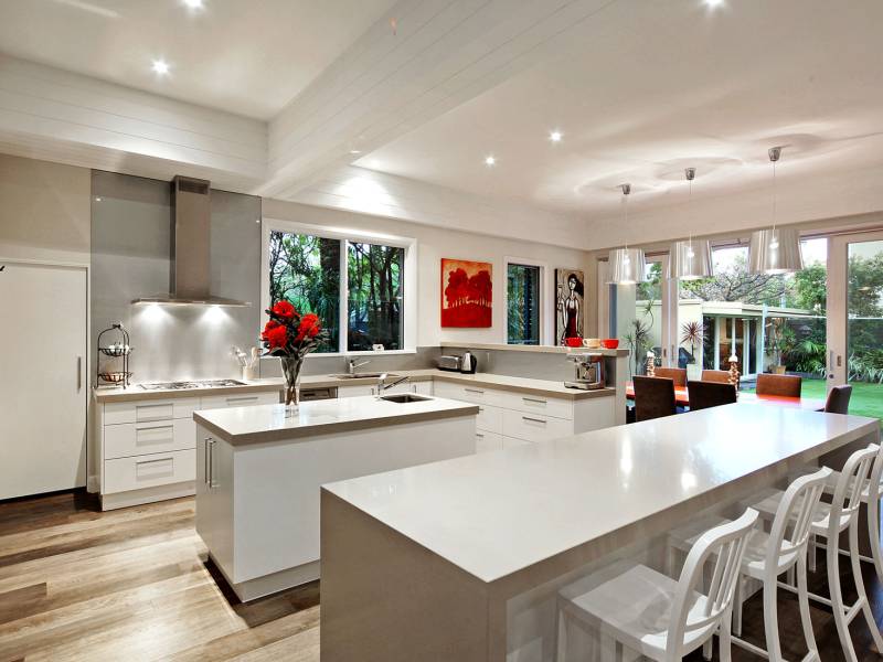 11 Bay Street, BRIGHTON, VIC 3186 Australia