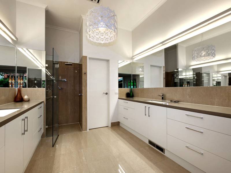 11 Bay Street, BRIGHTON, VIC 3186 Australia