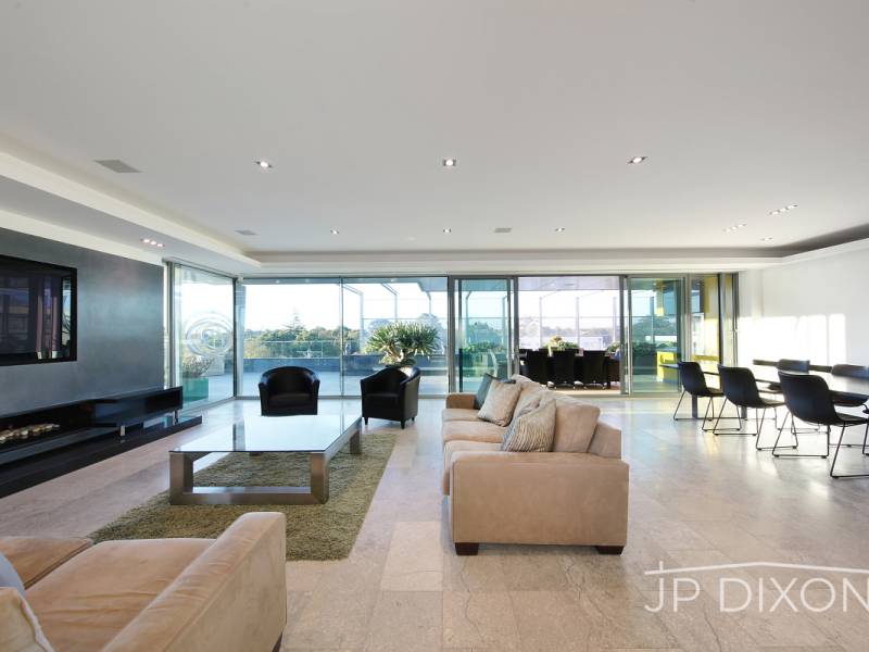 8 Cochrane Street, BRIGHTON, VIC 3186 Australia