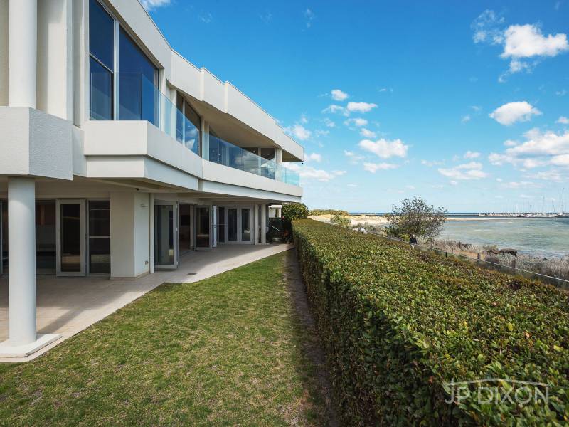 1 St Ninians Court, BRIGHTON, VIC 3186 Australia