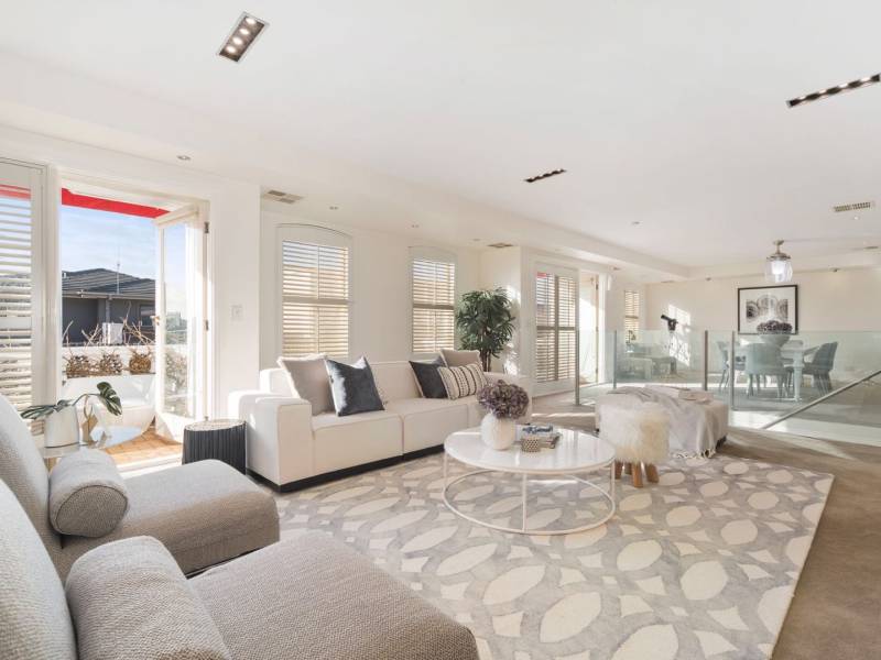 2 & 3/108 Esplanade, BRIGHTON, VIC 3186 Australia