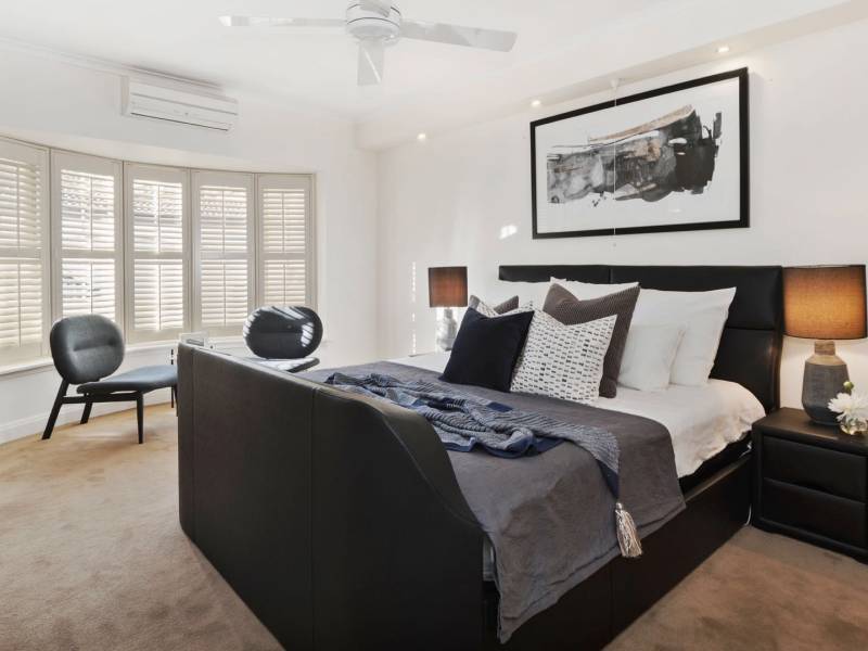 2 & 3/108 Esplanade, BRIGHTON, VIC 3186 Australia