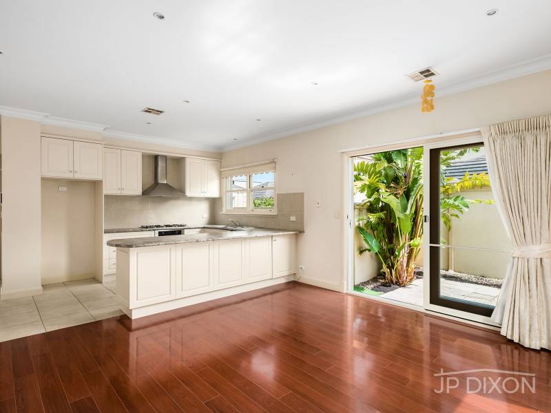 2/14 Asling Street, BRIGHTON, VIC 3186 Australia