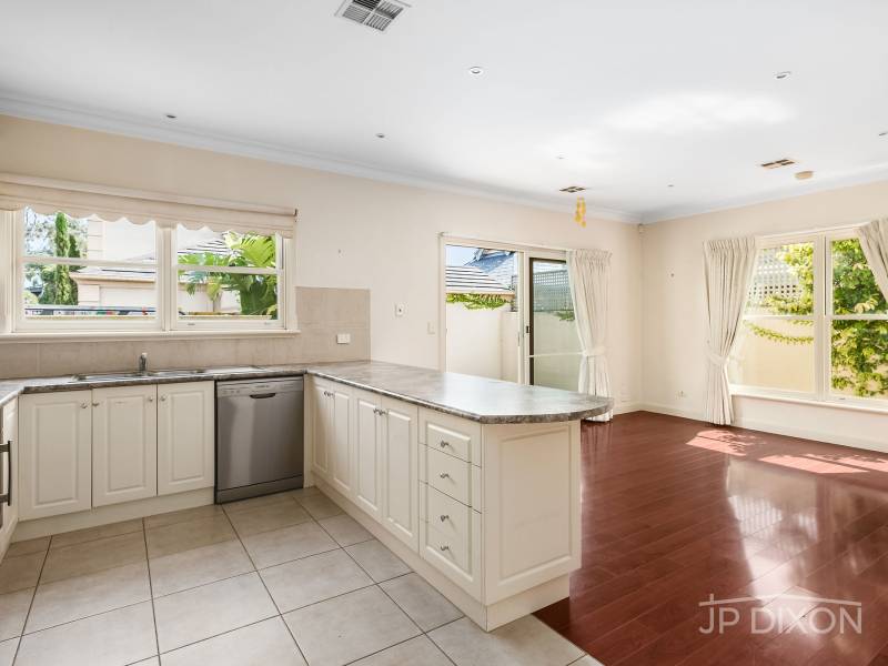 2/14 Asling Street, BRIGHTON, VIC 3186 Australia