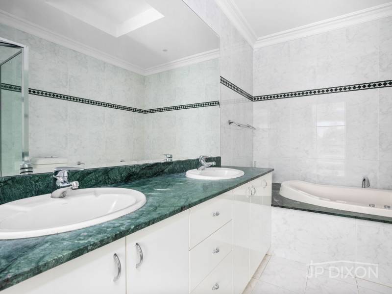 1 Merton Avenue, BRIGHTON, VIC 3186 Australia