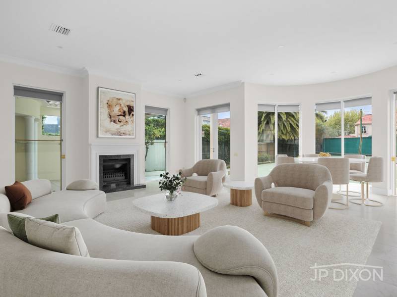 1 Merton Avenue, BRIGHTON, VIC 3186 Australia