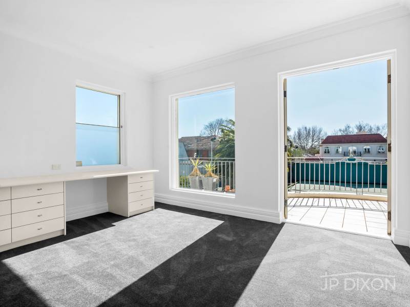 1 Merton Avenue, BRIGHTON, VIC 3186 Australia