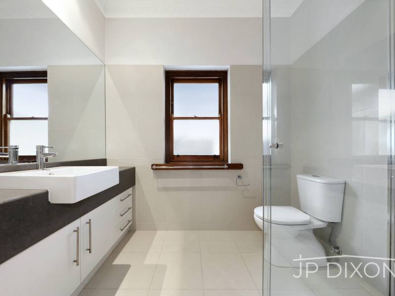 138 Bay Street, BRIGHTON, VIC 3186 Australia