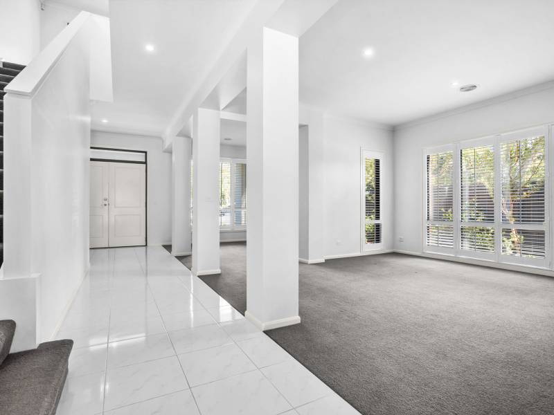 1 Susan Street, HAMPTON, VIC 3188 Australia