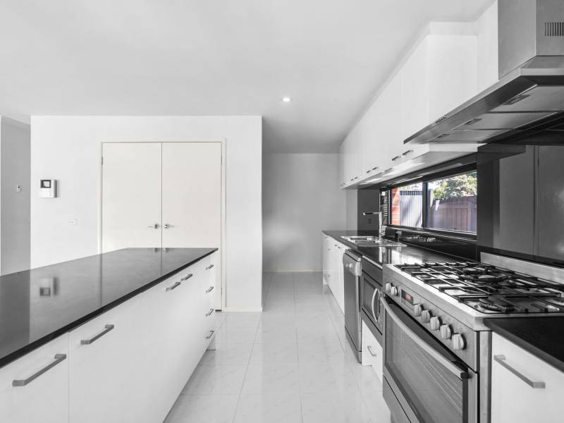 1 Susan Street, HAMPTON, VIC 3188 Australia