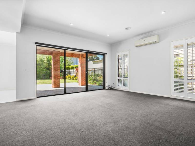 1 Susan Street, HAMPTON, VIC 3188 Australia