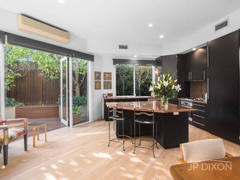 2 Inner Crescent, BRIGHTON, VIC 3186 Australia