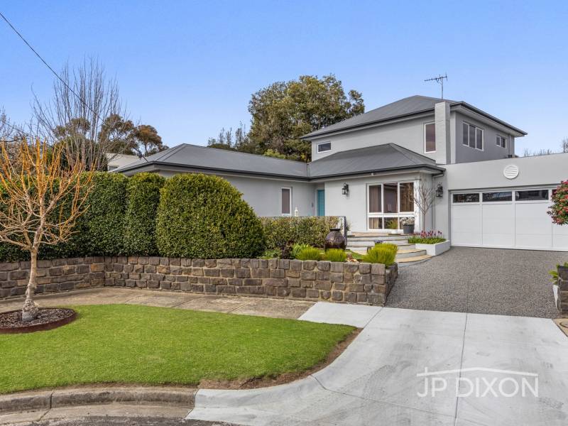 14 Holmhurst Court, BRIGHTON EAST, VIC 3187 Australia