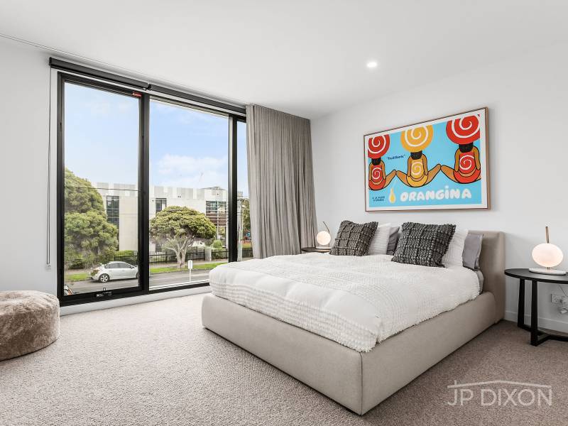 75 Outer Crescent, BRIGHTON, VIC 3186 Australia