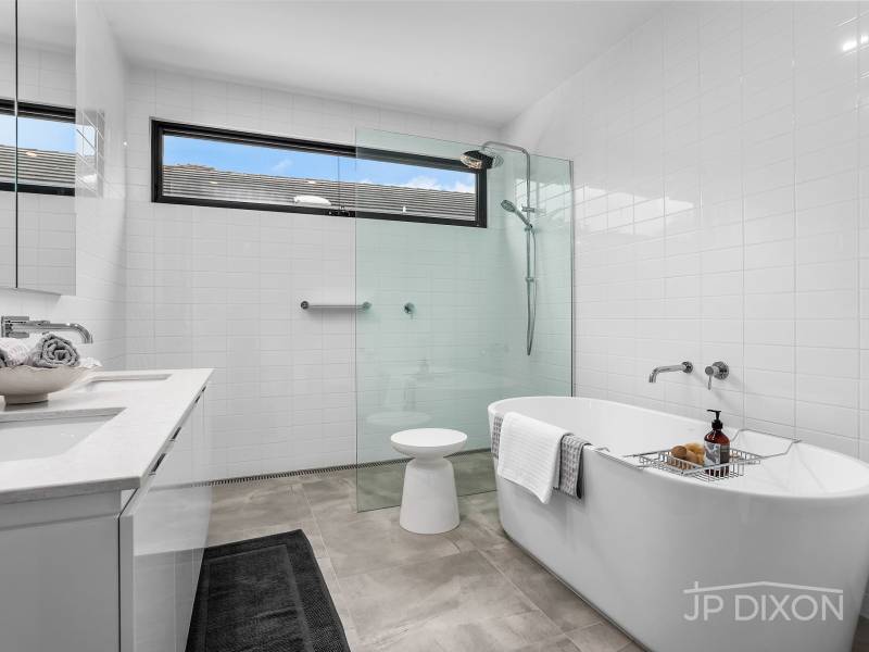 75 Outer Crescent, BRIGHTON, VIC 3186 Australia