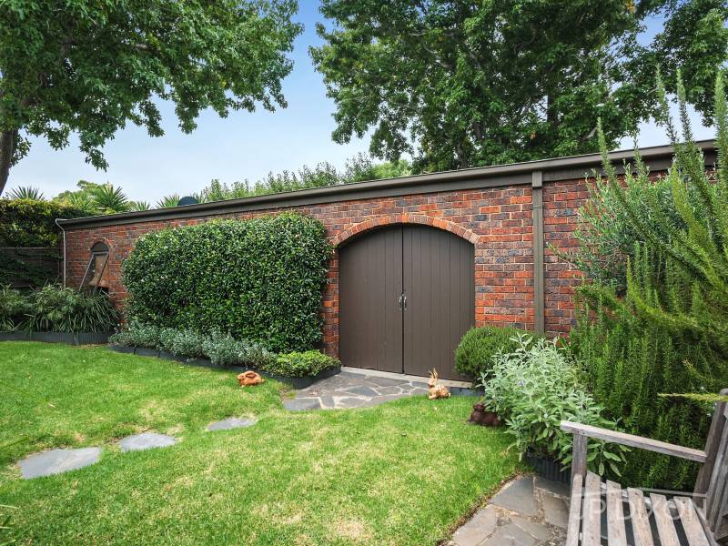 37 Middle Crescent, BRIGHTON, VIC 3186 Australia