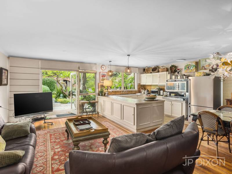 37 Middle Crescent, BRIGHTON, VIC 3186 Australia