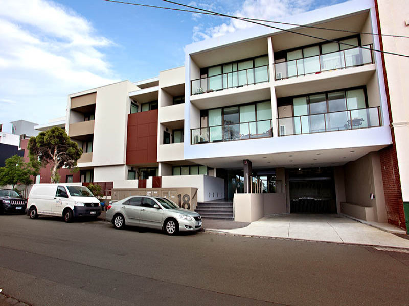 13/18 Warleigh Grove, BRIGHTON, VIC 3186 Australia