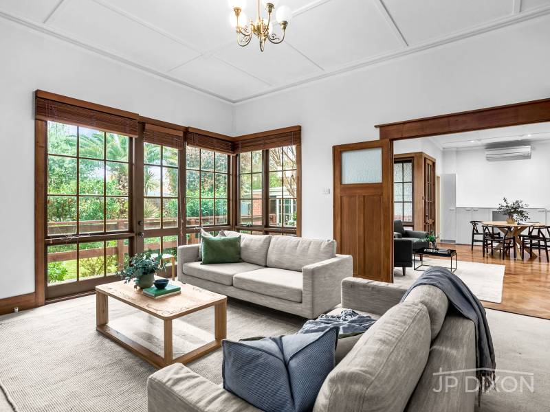 12 Hillcrest Avenue, BRIGHTON, VIC 3186 Australia