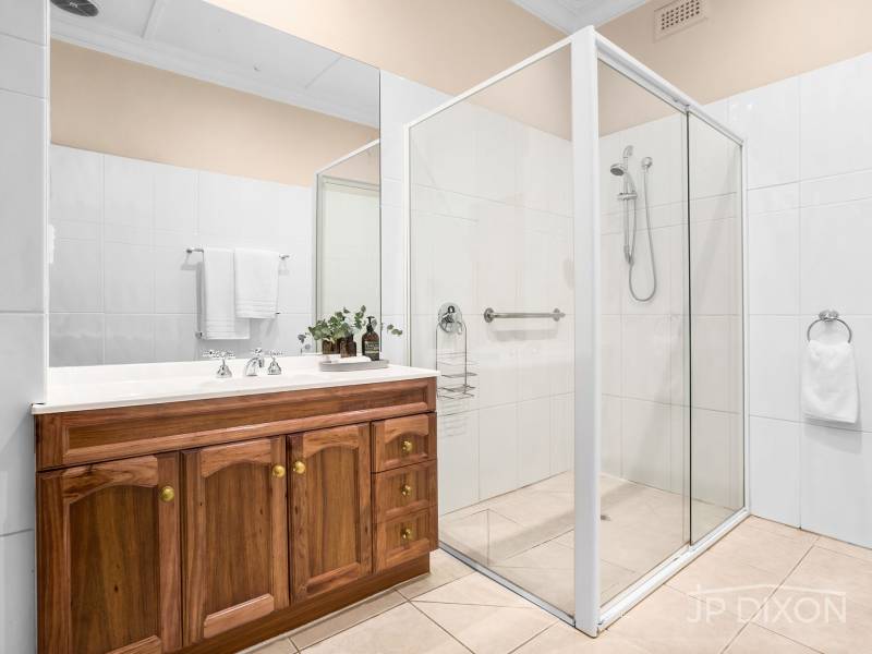 12 Hillcrest Avenue, BRIGHTON, VIC 3186 Australia