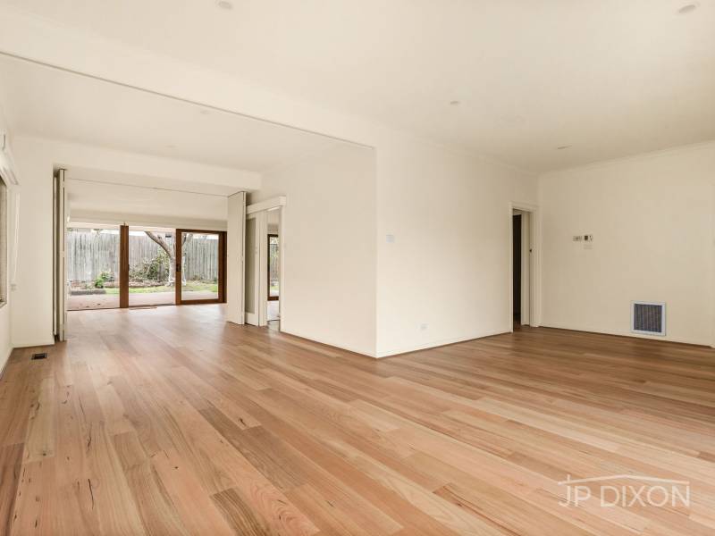 42 Cluden Street, BRIGHTON EAST, VIC 3187 Australia