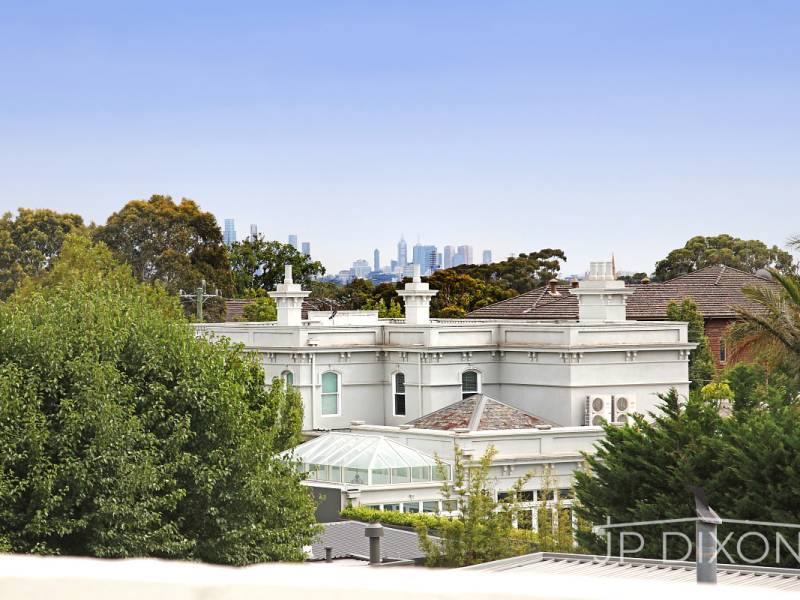 5 Inner Crescent, BRIGHTON, VIC 3186 Australia