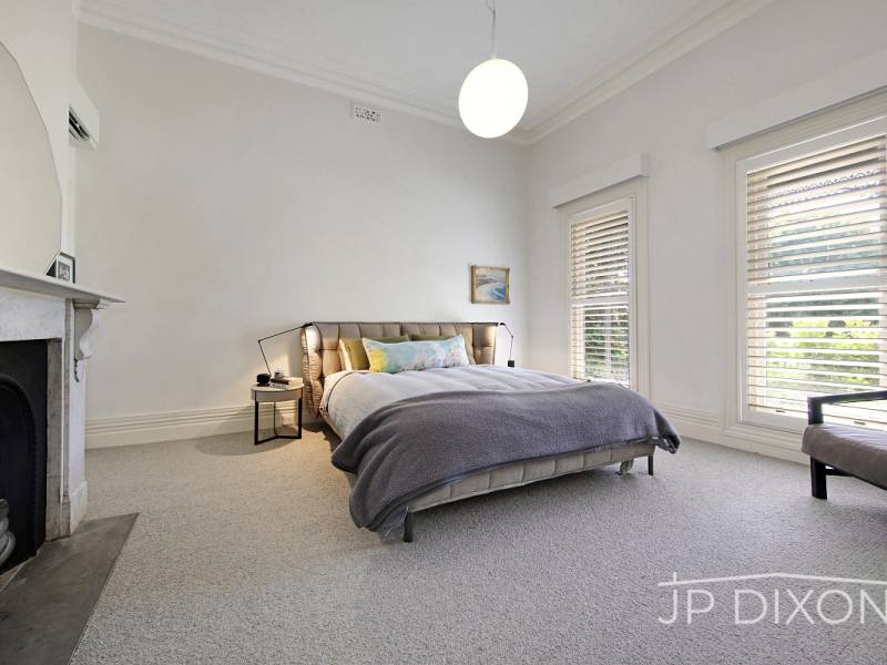 5 Inner Crescent, BRIGHTON, VIC 3186 Australia