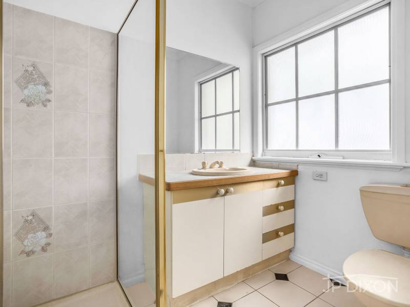 2/3 Sargon Grove, BRIGHTON, VIC 3186 Australia