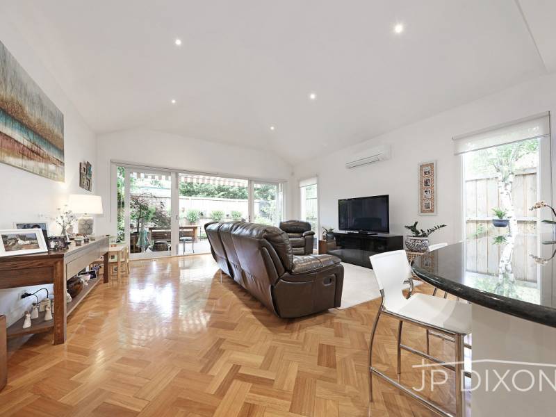 9A Young Street, BRIGHTON, VIC 3186 Australia