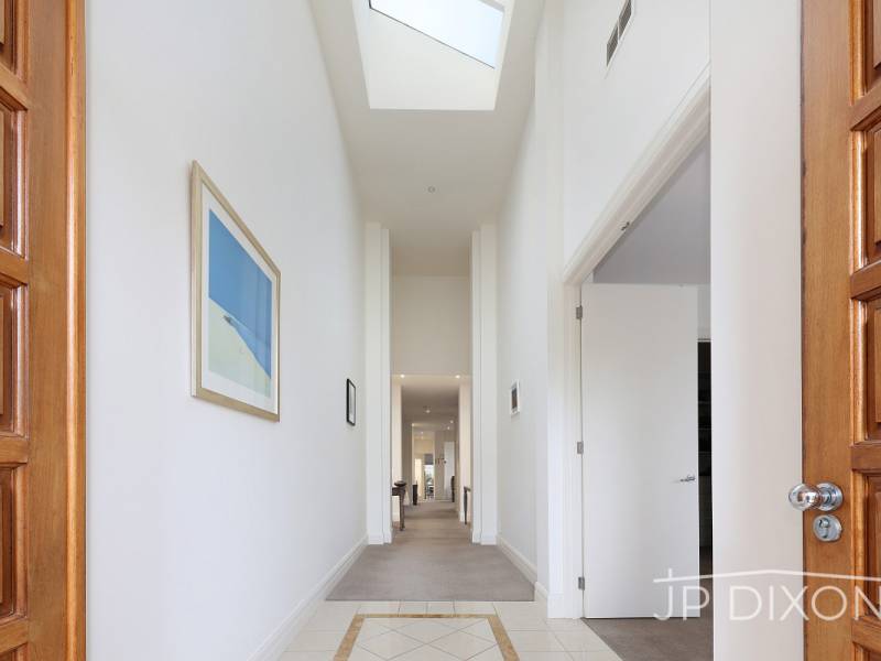 9A Young Street, BRIGHTON, VIC 3186 Australia