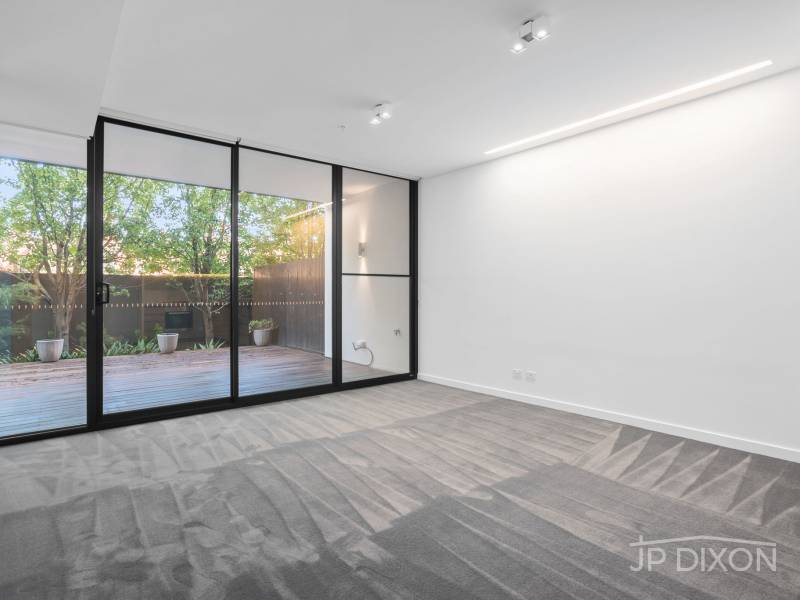 1/32 Warleigh Grove, BRIGHTON, VIC 3186 Australia