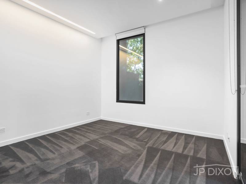 1/32 Warleigh Grove, BRIGHTON, VIC 3186 Australia