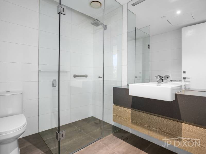 202/32 Warleigh Grove, BRIGHTON, VIC 3186 Australia