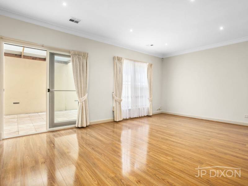 12 Asling Street, BRIGHTON, VIC 3186 Australia