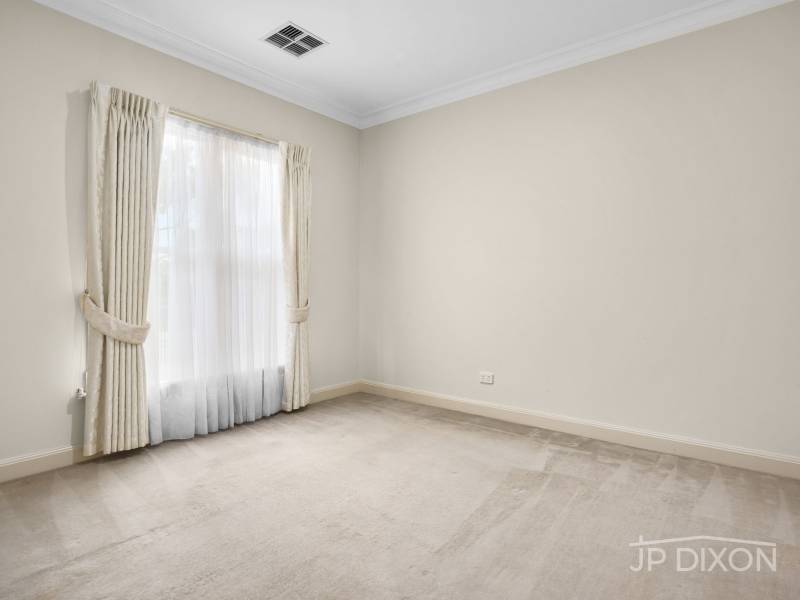 12 Asling Street, BRIGHTON, VIC 3186 Australia