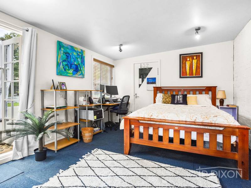 5 Crocus Court, CHELTENHAM, VIC 3192 Australia