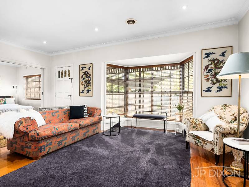 5 Crocus Court, CHELTENHAM, VIC 3192 Australia