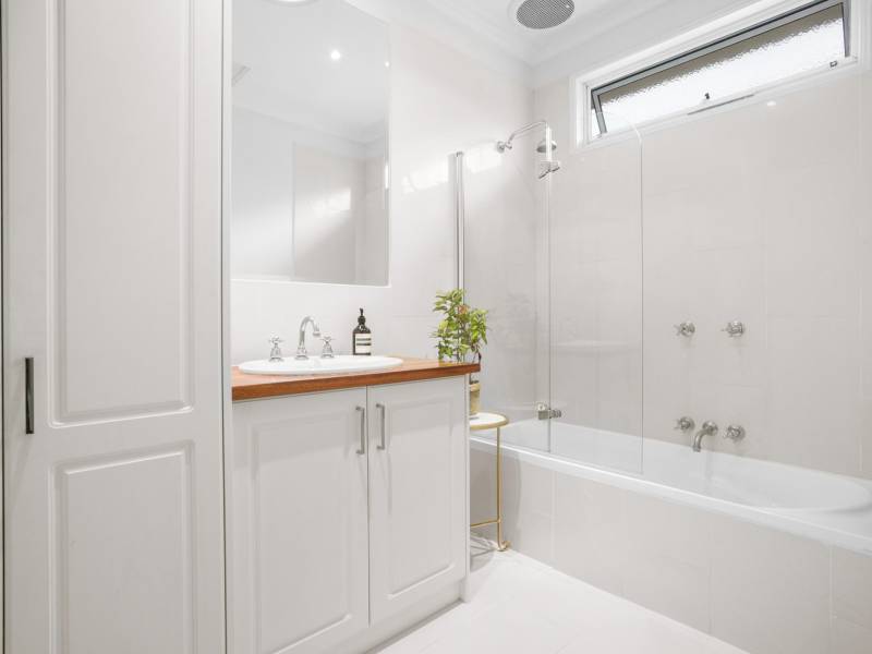 39 Elliott  Street, CHELTENHAM, VIC 3192 Australia