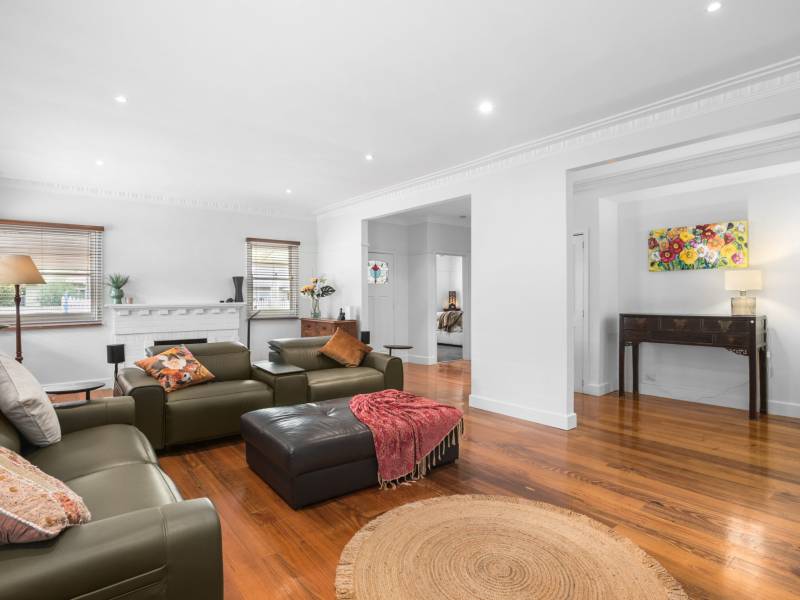 39 Elliott  Street, CHELTENHAM, VIC 3192 Australia