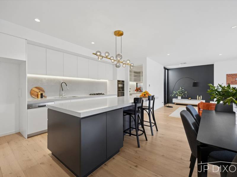 16 Tramway Parade, BEAUMARIS, VIC 3193 Australia