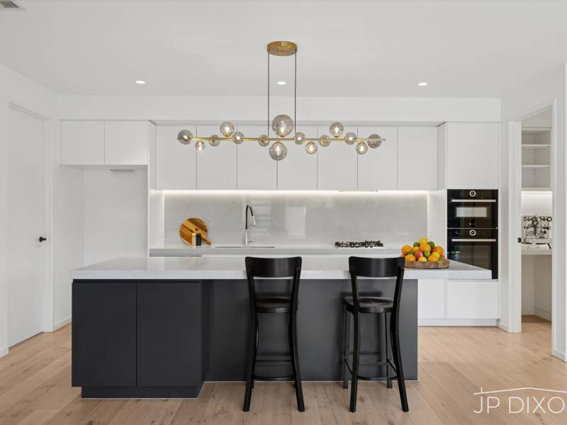 16 Tramway Parade, BEAUMARIS, VIC 3193 Australia