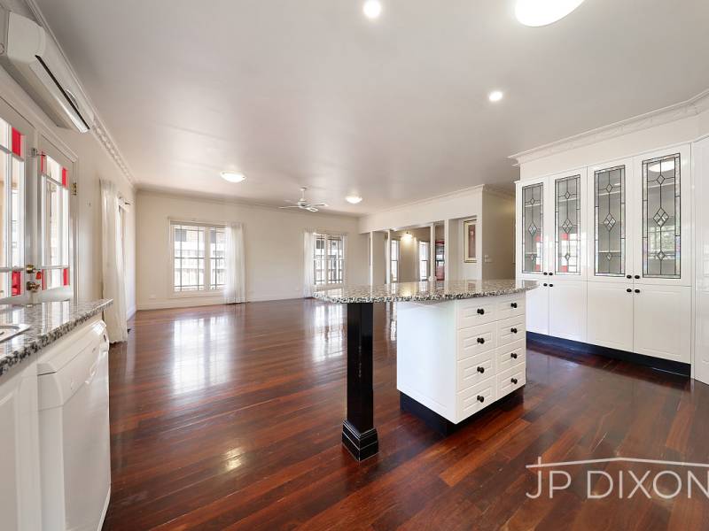 94 Bay Street, BRIGHTON, VIC 3186 Australia