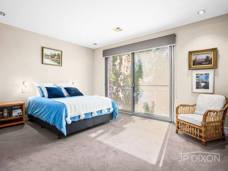 63 Outer Crescent, BRIGHTON, VIC 3186 Australia