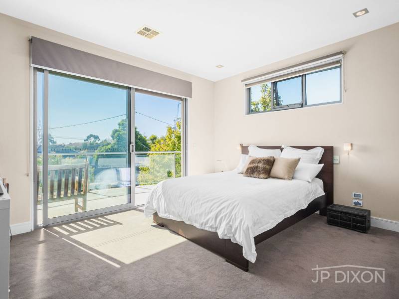 63 Outer Crescent, BRIGHTON, VIC 3186 Australia