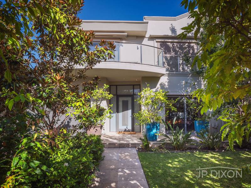 63 Outer Crescent, BRIGHTON, VIC 3186 Australia