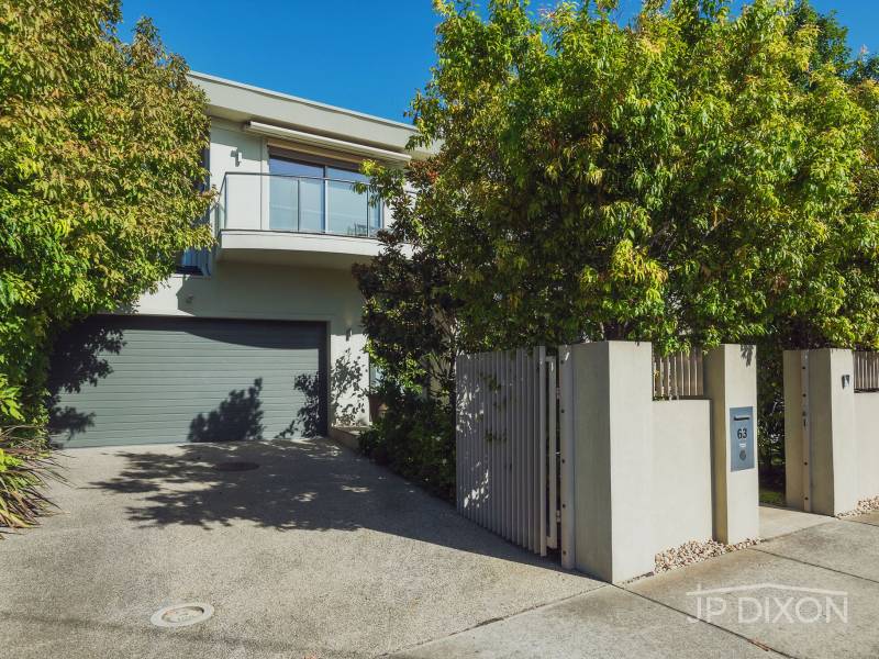63 Outer Crescent, BRIGHTON, VIC 3186 Australia