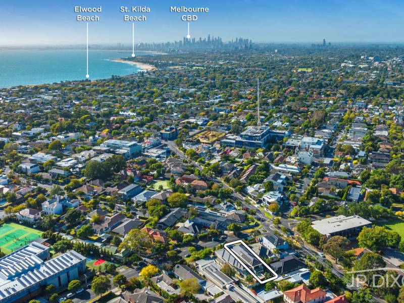 63 Outer Crescent, BRIGHTON, VIC 3186 Australia